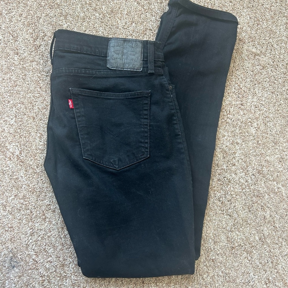 Men’s Black Levi’s Jeans